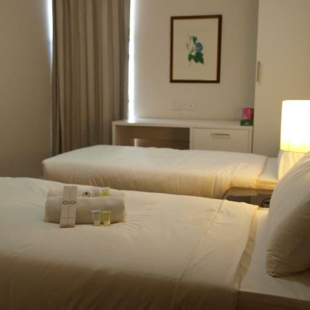 ชิลลา ลอดจ์ Hotel Burwood ภายนอก รูปภาพ