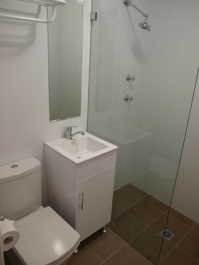 ชิลลา ลอดจ์ Hotel Burwood ภายนอก รูปภาพ