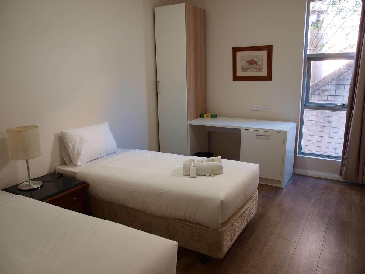ชิลลา ลอดจ์ Hotel Burwood ภายนอก รูปภาพ
