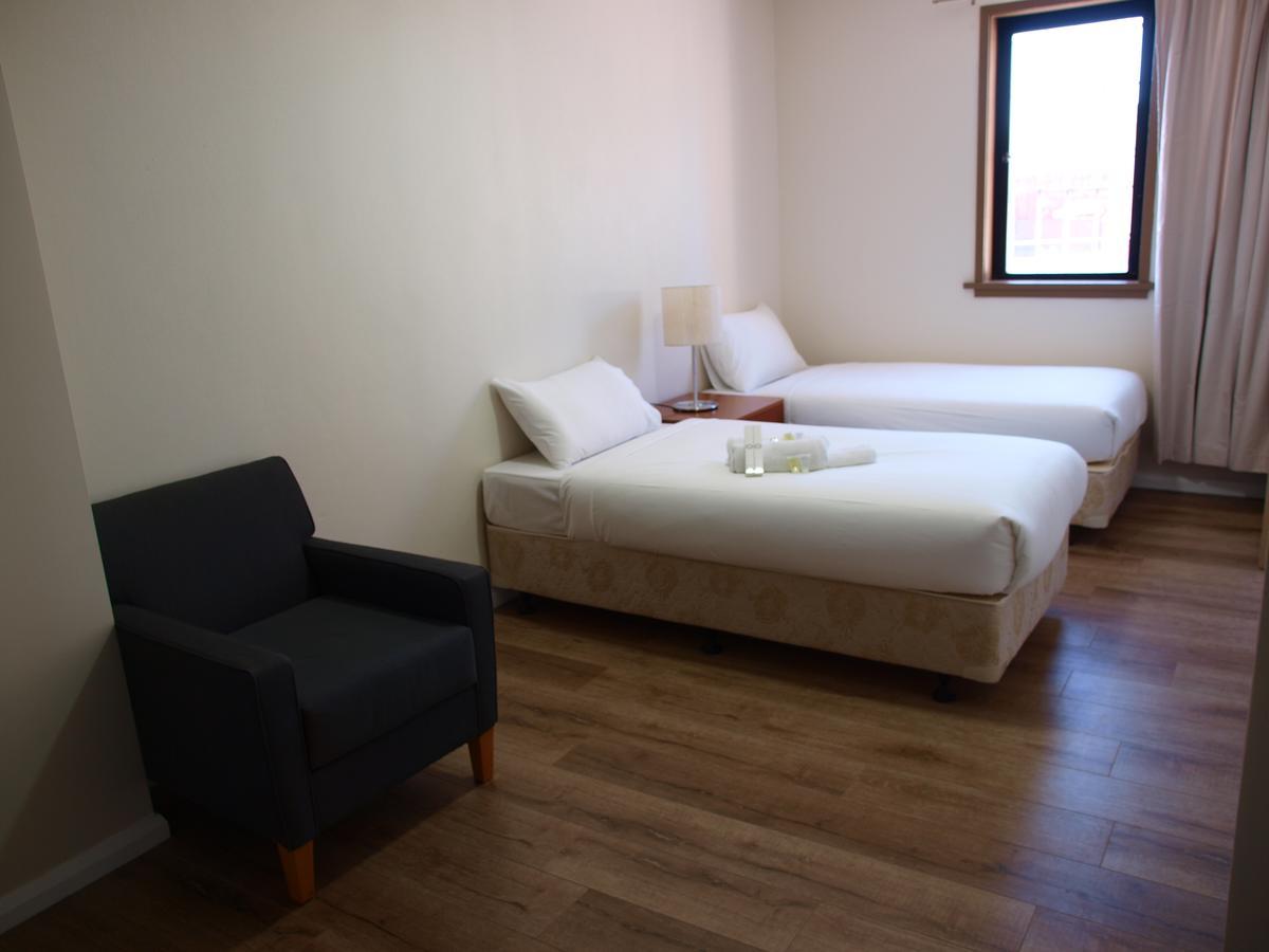 ชิลลา ลอดจ์ Hotel Burwood ภายนอก รูปภาพ
