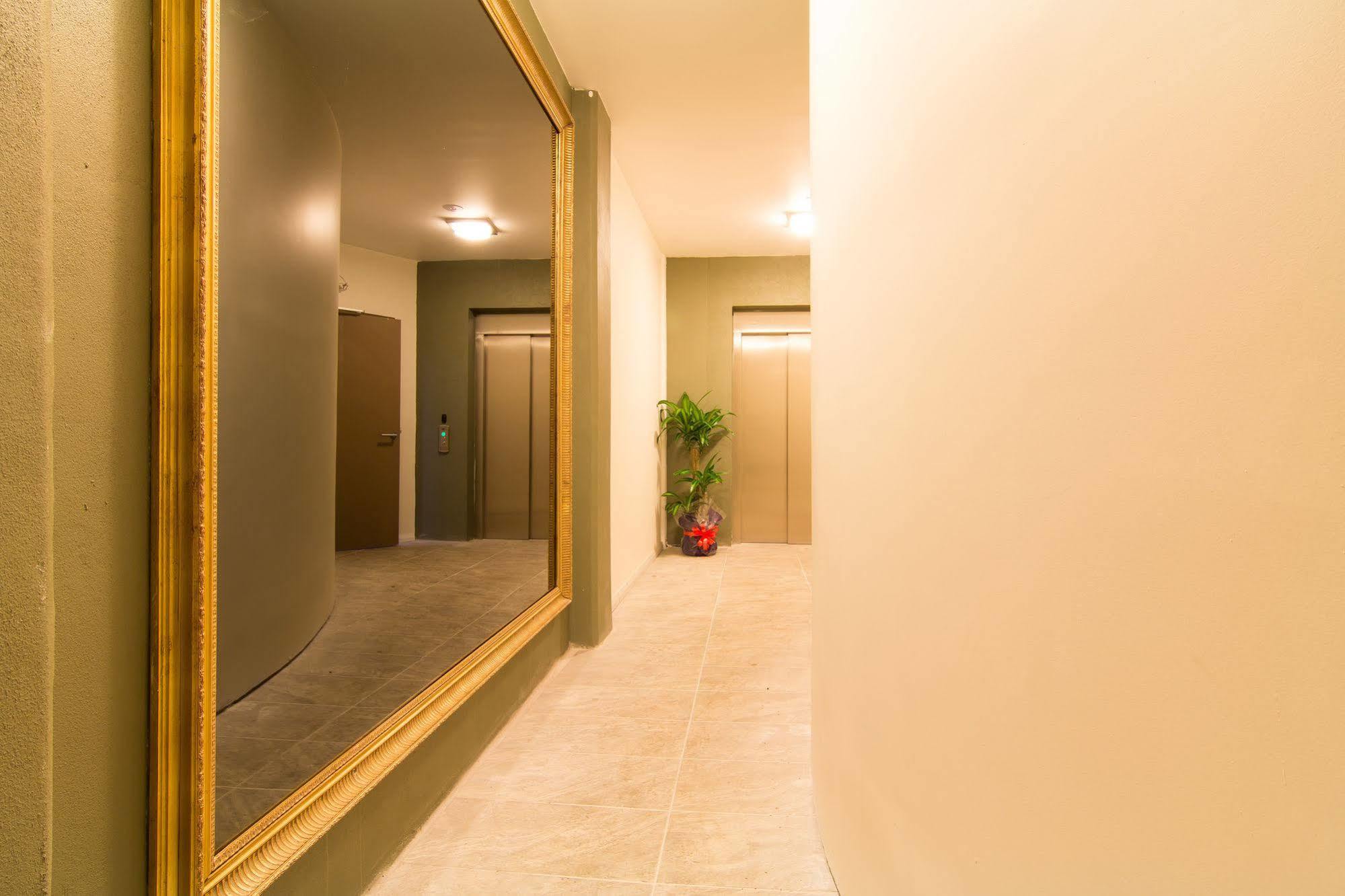 ชิลลา ลอดจ์ Hotel Burwood ภายนอก รูปภาพ